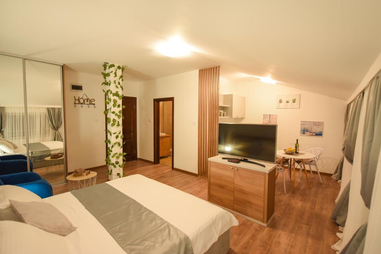 Korzo Apartmani Podgorica Exterior foto